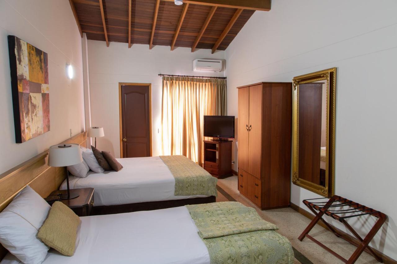 Hotel San Pedro Del Fuerte เมเดยิน ภายนอก รูปภาพ